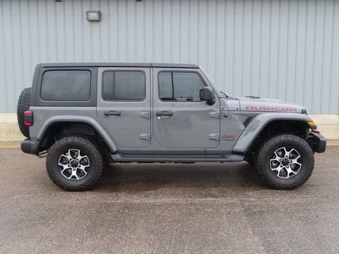 Used 2022 Jeep Wrangler Unlimited Rubicon w/ Steel Bumper Group AWD/4WD image 3