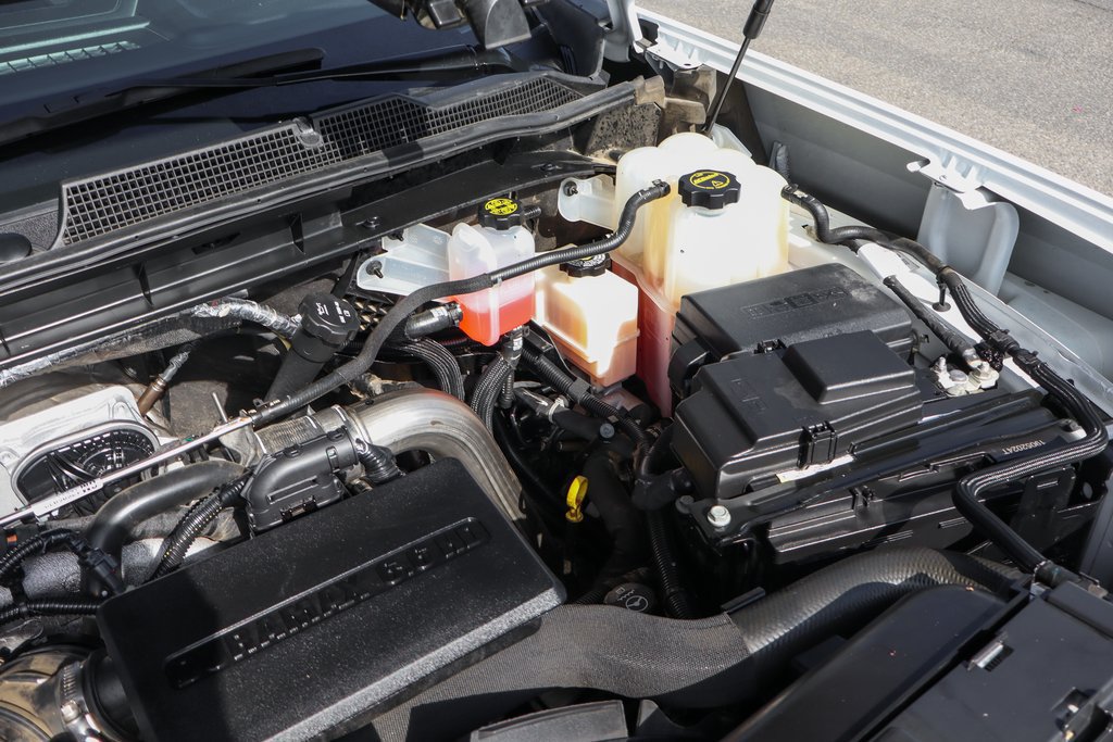 Used 2024 Chevrolet Silverado 2500 LT AWD/4WD image 12