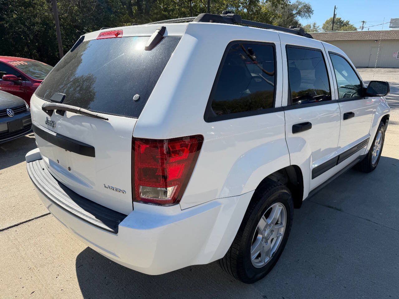 Used 2005 Jeep Grand Cherokee Laredo w/ Cargo Convenience Group AWD/4WD image 7