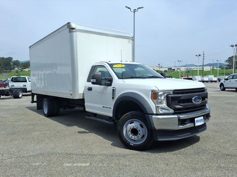 Used 2021 Ford F550 2WD Regular Cab Super Duty image 3