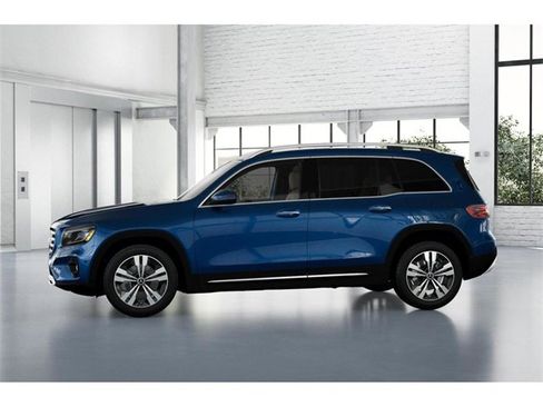 New 2026 Mercedes-Benz GLB 250 4MATIC image 35