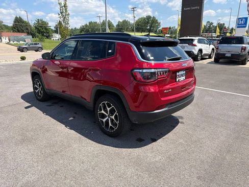 Used 2025 Jeep Compass Limited AWD/4WD image 7
