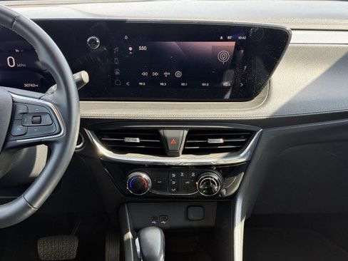Used 2024 Buick Encore GX Sport Touring FWD image 32