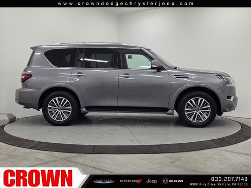 Used 2024 Nissan Armada SL w/ Captain's Chairs Package image 8