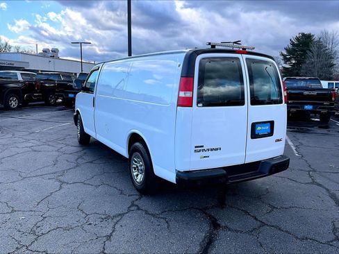 Used 2013 GMC Savana 1500 AWD image 3