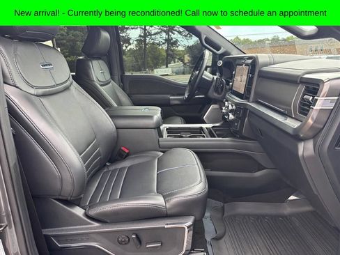 Used 2025 Ford F250 Platinum AWD/4WD image 13