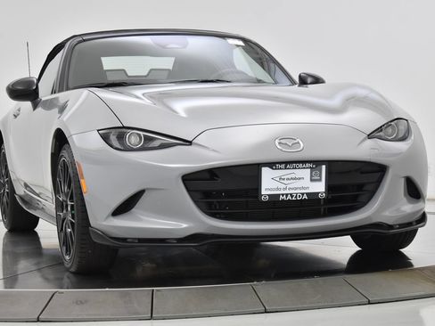 Certified 2025 MAZDA MX-5 Miata Club w/ Brembo/BBS Recaro Package RWD image 12