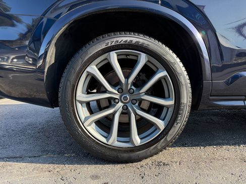 Used 2019 Volvo XC90 T6 Momentum w/ Protection Package Premier image 31