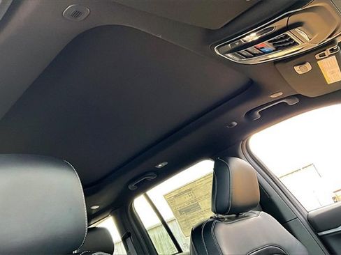 New 2025 Jeep Grand Cherokee Limited w/ Trailer Tow Package image 30