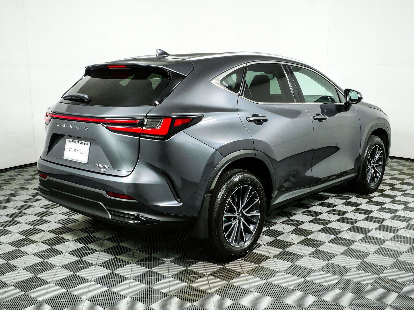 Used 2023 Lexus NX 350 AWD image 3