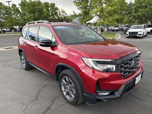 Certified 2024 Honda Passport TrailSport image 4