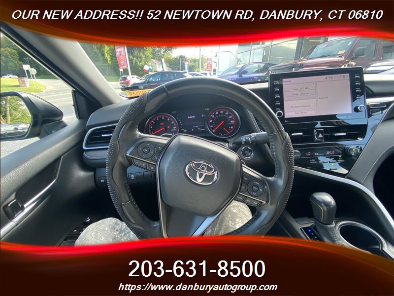Used 2023 Toyota Camry XSE FWD image 13