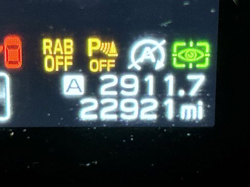 Used 2024 Subaru Outback Touring AWD/4WD image 11