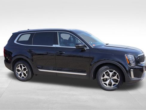 Certified 2022 Kia Telluride EX image 2
