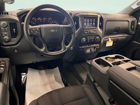 Used 2026 Chevrolet Silverado 1500 Custom Trail Boss w/ Dark Appearance Package AWD/4WD image 15