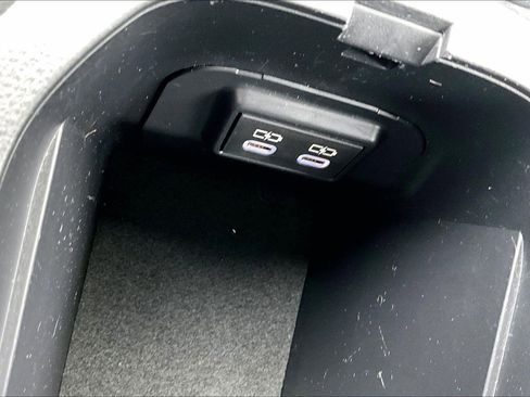 Used 2023 Toyota RAV4 SE AWD/4WD image 31