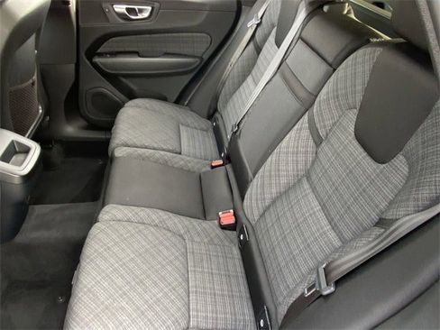 Certified 2023 Volvo XC60 B5 Core w/ Climate Package image 19