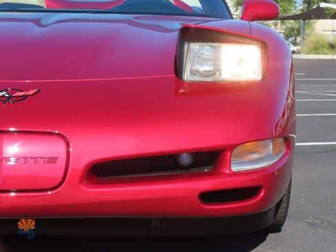 Used 2004 Chevrolet Corvette Convertible w/ Preferred Equipment Group image 39