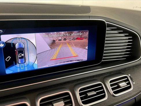 Used 2026 Mercedes-Benz GLS 450 4MATIC image 21