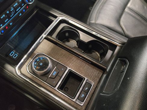 Used 2018 Ford Expedition Limited w/ Equipment Group 302A image 26