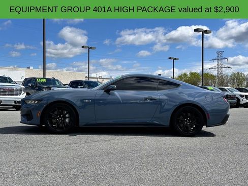 Used 2024 Ford Mustang GT Premium RWD image 3