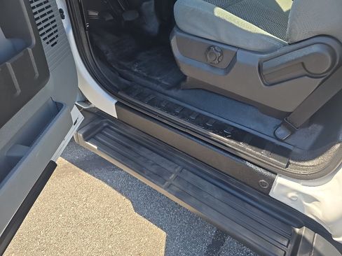 Used 2014 Ford F250 XL w/ Power Equipment Group AWD/4WD image 16