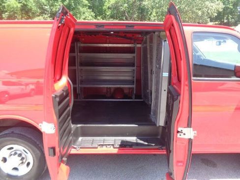 Used 2024 Chevrolet Express 2500 w/ Driver Convenience Package RWD image 11