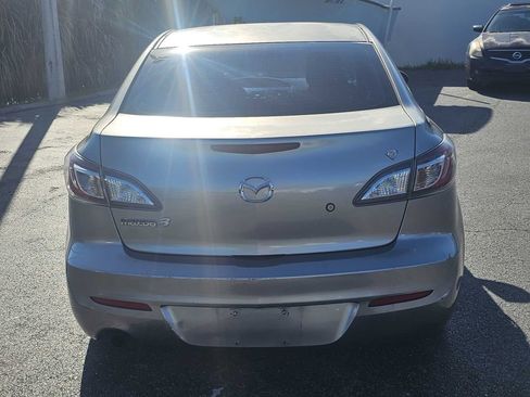 Used 2013 MAZDA MAZDA3 i SV image 11