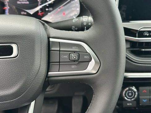 New 2026 Jeep Compass Latitude AWD/4WD image 14