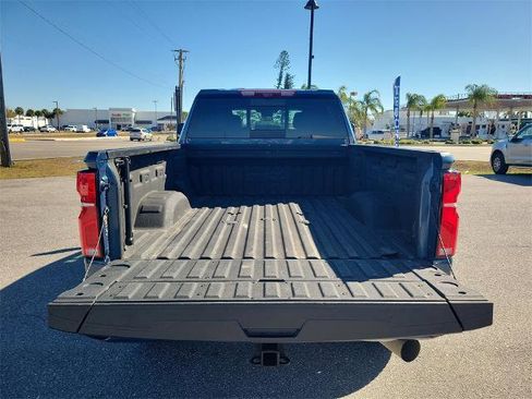 Used 2024 Chevrolet Silverado 2500 High Country w/ High Country Premium Package image 10