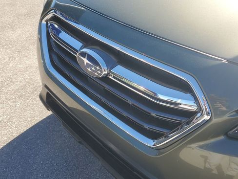 Used 2019 Subaru Outback 3.6R Touring image 9