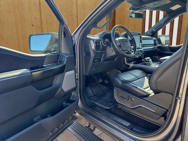 Used 2024 Ford F150 Platinum w/ FX4 Off-Road Package AWD/4WD image 15