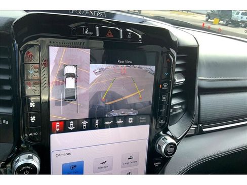 Used 2023 RAM 2500 Limited image 23