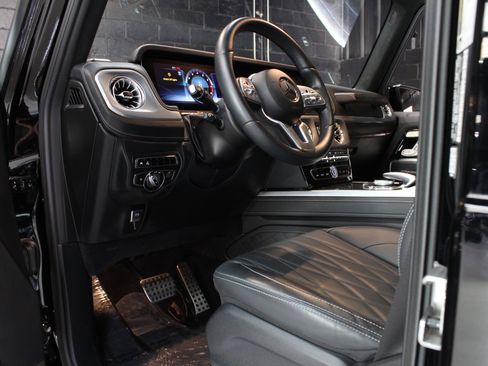 Used 2022 Mercedes-Benz G 550 image 29