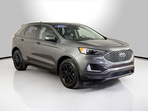 Used 2024 Ford Edge SEL image 14