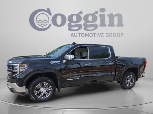 Used 2026 GMC Sierra 1500 SLT AWD/4WD image 1