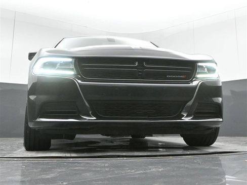 Used 2021 Dodge Charger SXT w/ Blacktop Package image 30