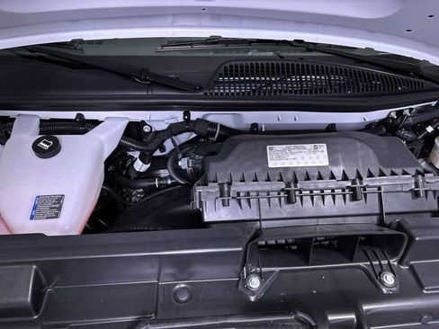 New 2025 Chevrolet Express 2500 w/ Driver Convenience Package image 26