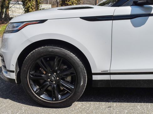 Used 2021 Land Rover Range Rover Velar R-Dynamic S image 13