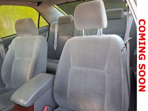 Used 2005 Toyota Camry LE FWD image 13