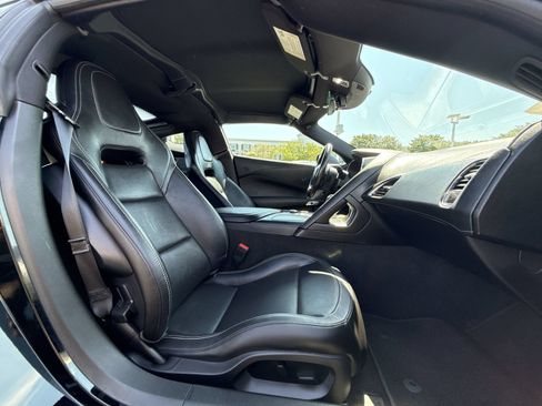 Used 2019 Chevrolet Corvette Z06 w/ Battery Protection Package RWD image 25