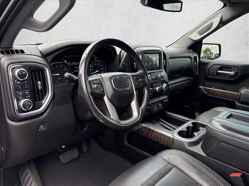 Used 2022 GMC Sierra 1500 Denali w/ Denali Premium Package AWD/4WD image 10