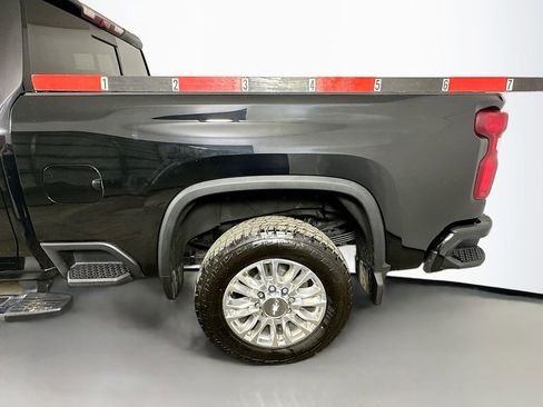 Used 2020 Chevrolet Silverado 3500 High Country w/ Technology Package image 38