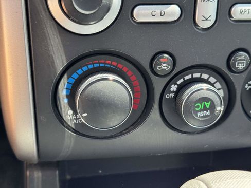 Used 2008 Mitsubishi Galant ES FWD image 25