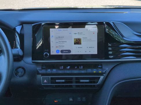 Certified 2025 Toyota Camry LE w/ Convenience Package FWD image 17