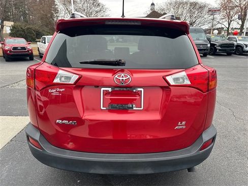 Used 2013 Toyota RAV4 LE image 4
