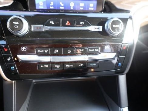 Used 2021 Ford Explorer Platinum w/ Equipment Group 601A image 29