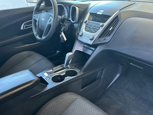 Used 2012 Chevrolet Equinox LS FWD image 16