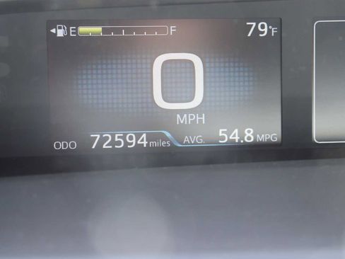 Certified 2022 Toyota Prius LE FWD image 11
