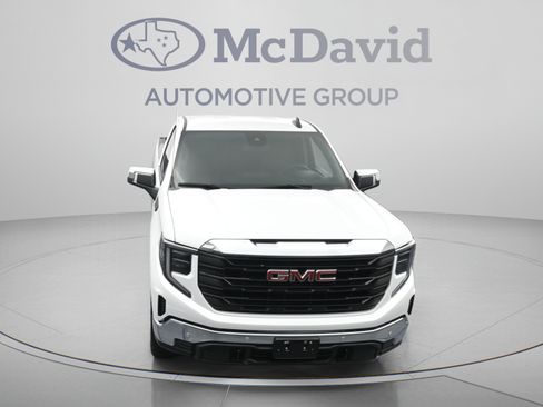 Used 2024 GMC Sierra 1500 Pro w/ Pro Value Package AWD/4WD image 33